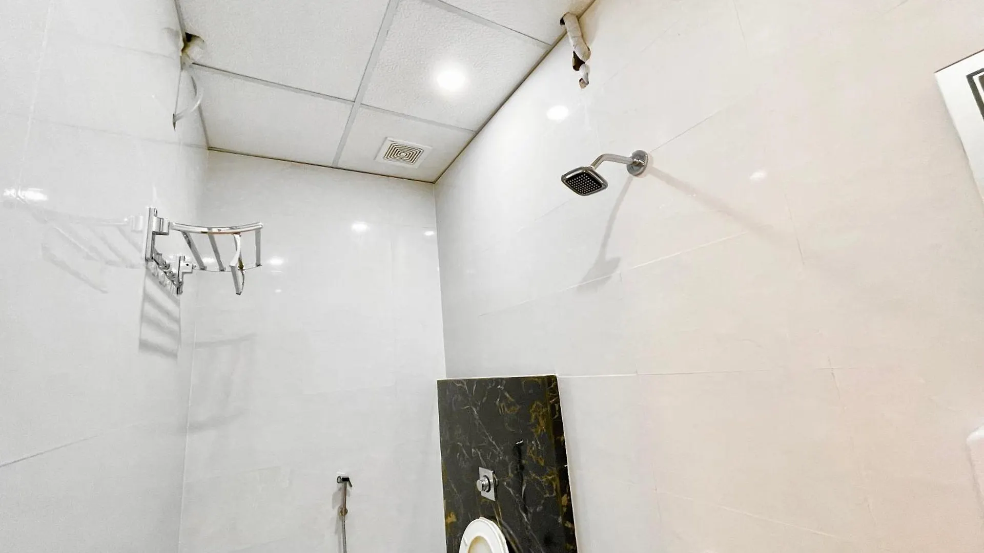Hotel The Banaras Stay, Varanasi ! Fully-Air-Conditioned Hotel With Wifi Availability, Near Kashi Vishwanath Temple And Ganga Ghat