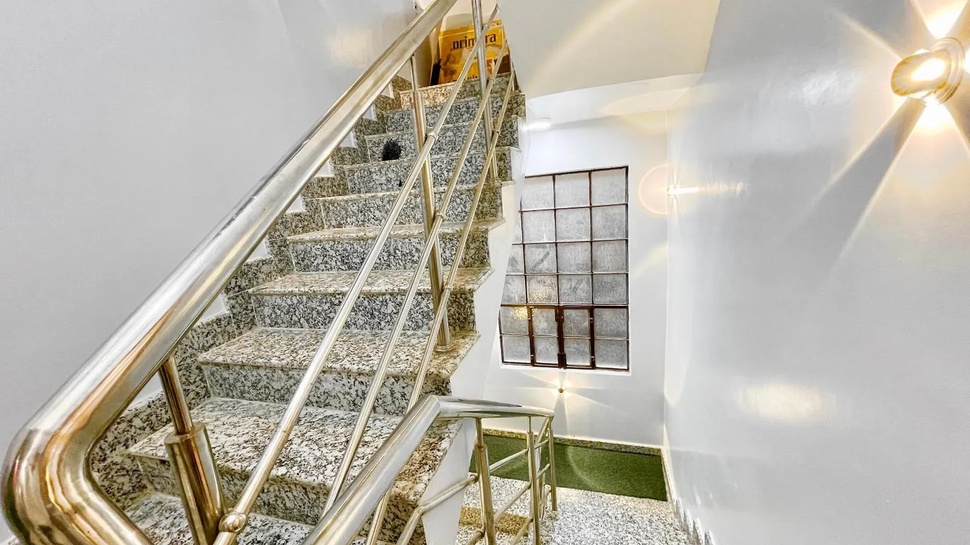 Hotel The Banaras Stay, Varanasi ! Fully-Air-Conditioned Hotel With Wifi Availability, Near Kashi Vishwanath Temple And Ganga Ghat